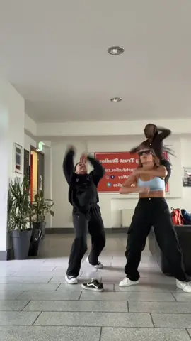 Shokuuu shokuu #sama28tiktok🇿🇦 #amapiano #foryoupage #dancechallenge #somalitiktok 