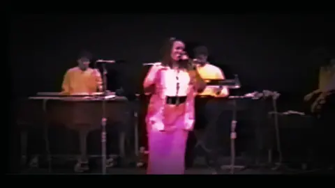 AWOOD BAN JIRIN XAGEYGOO AFKII BAA JUUQDA GABAY #qaaci #foryou #foryoupage #muqdishotiktok🇸🇴🇸🇴❤ #qaraamilyrics1 #qaraamilyrics #qaraamilyrics #kaban #somalimusic #saadocaliwarsame 