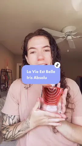Definitely will be wearing this more often #perfume #fragrance #perfumetiktok #fragrancetiktok #smellgood #lancome #lavieestbelle #lavieestbelleirisabsolu #perfumereview #fragrancereview #perfumerecommendations #fragrancerecommendations 