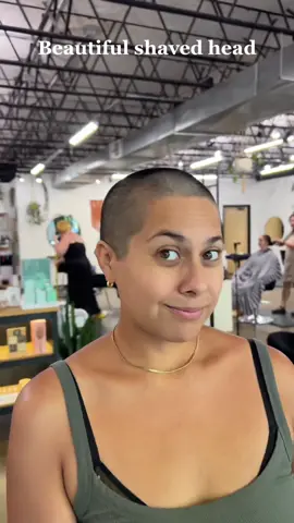 When your friend asks you to shave her head, you shave her head! I absolutely LOVE this look on my friend. Having short hair nakes her feel beautiful. A lot of my clients feel better when their hair is short and i fully support it! #sacramentohairstylist #althairstylist #clipperhaircut #salonasmr 