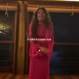 nesse dia ela brincou de cantar. #priscillaalcantara #priscilaalcantara #foryou #fyp #popbrasil #mileycyrus #angelslikeyou #pop #fy #traducao 