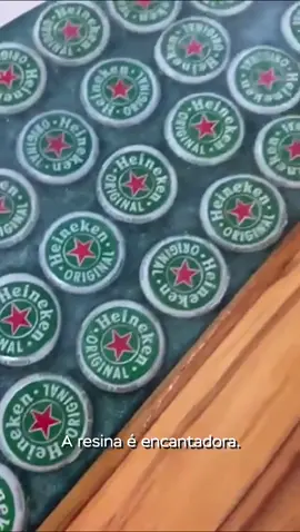 Inscrições no aplicativo vizinho.  #resinart #mesaresinada #rivertable #tabuaresinada #resineirasdeplantao #tabuasdecortesgourmet #resinaepoxi 