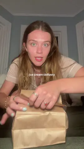 11 ice cream sundae ?!