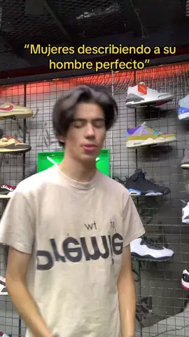 Basado en hechos reales #humor #snkrs #sneakers #tenis 