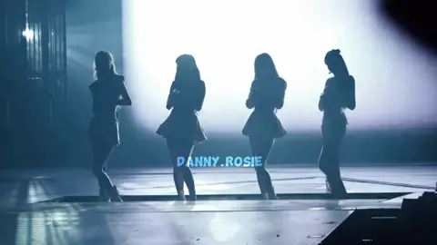 Mệt mỏi rồi......#vba2023 #jennie #rosé #lisa #jisoo #blink #blackpink #fyp #xhuongtiktok #foryoupage 