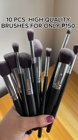 Can you imagine having 10 pieces of high quality brushes for only ₱150??? Get yours by clicking on the yellow basket. 🫶 #makeup #makeupph #makeupproducts #makeupbrushes #kabukibrush #tiktokphilippines #fyp #fypシ #viral #tiktokaffiliate #ugccreator 