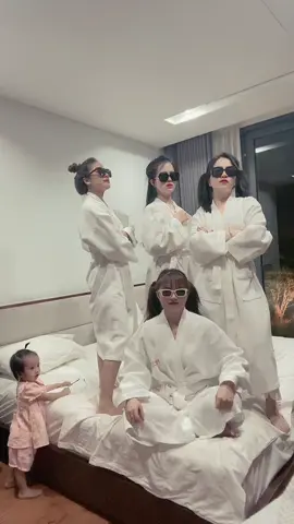 Chị chị em em 🤪#xuhuong2023 #CapCut #thanhxuan #dailai #chichiemem 