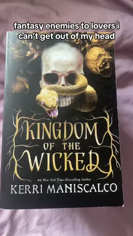 fantasy romance books will always have my heart  #BookTok #book #books #bookworm #romancebooks #romancebooktok #romancebookrecs #romancebookaddict #booktoker #booktokuk #bookish #bookrecommendations #fantasyromance #fantasybooktok #enemiestolovers 