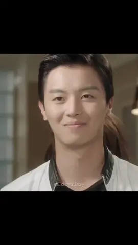Ada yang berani praktekkan?😂😂😂 Ketemu camer dandan kayak gini Judul: Marriage not dating ✨Seorang pria sempurna, Kong Ki-Tae ( Yeon Woo-Jin ), dipaksa menikah oleh keluarganya, tetapi dia tidak menikah. Untuk membuat keluarganya menyerah, dia memperkenalkan seorang wanita, Joo Jang-Mi ( Han Groo ), kepada mereka yang tidak akan pernah mereka terima. SC:Asianwiki Follow, Like, Comment, Share @k_drama_diary PLEASE, SUPPORT THIS ACCOUNT BY FOLLOWING 👉 @k_drama_diary #drakor #dramakoreaterbaru #kdramaterbaru #drakorupdate #dramakorearomantis #aktorkorea #koreaindo #kdramafans #drakorpopuler #kdramalove #filmkorea #fyp #marriagenotdating #yeonwoojin #hangroo 