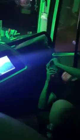 Giàu nó quý. Nghèo nó khinh đúng là đời 😃@phuxehoangtam48 