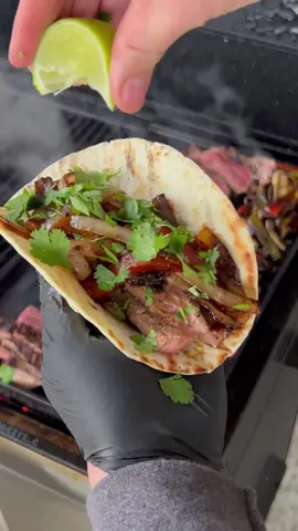 Chili Lime Steak Fajitas #fajitas #steak #eating 