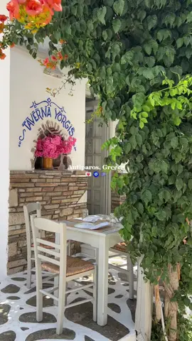 Might just be my favourite greek island yet 🇬🇷 #antiparos #antiparosisland #greece #greecetiktok #greekislands #greekislandhopping #thingstodogreece #thingstodoantiparos #eurosummer #summervacation 