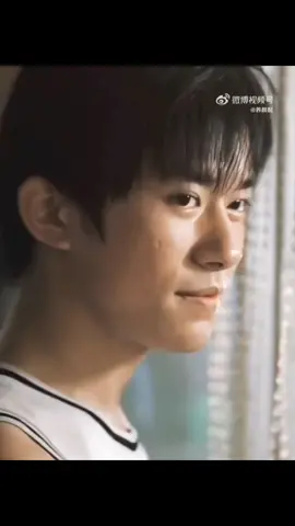 เลี้ยงมาจนโตทั้งในจอและนอกจอ #อี้หยางเชียนซี #ฮาหลิน #ฮาหลินน้อยย #yiyangqianxi #jacksonyee #奇迹 #New #หนัง #halin 