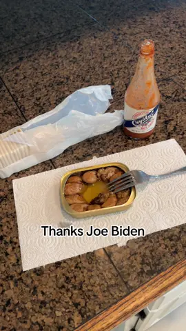 #oysters #hotsauce #biden #economy #viral #fyp #fypシ 