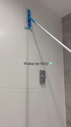 Freshen up Friday 🧼🫧 Always love it when i get the chance to give the house a little clean before the weekend so I dont need to worry about it 🙌🏼 Gave the bathrooms a much needed refresh - shake it never lasts for long though! 🙈 #CleanTok #cleantok101 #cleantoks #cosycleaningclub #tidyhome #cleanhome #mrshinchhome #mrshinchmademedoit #cleanhometips #speedclean #speedcleaning #satisfyingcleaning #satisfyingclean #cleaningproducts #cleaningtipsandhacks #cleaningcreator #cleaningcreatorsconnect #fyp #cleantokuk #cleaninghacks 