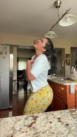 Y es que la ciencia no funciona… #juanluisguerra #bilirrubina #latina #baile #feliz 