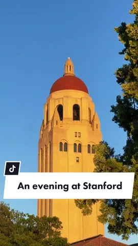 Hoover Tower at sunset 😍 #GoStanford #stanforduniversity #stanfordcampus #campustour #stanford #sunset 