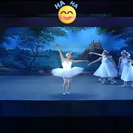 Khi Thiên nga trống cô độc giữ rừng Thiên nga mái #CapCut #thienngabongdem #haihuoc #kênhgiảitrí #thiennga #giaitri #vuinhon #funny #funnyvideos #fyp #foryou 