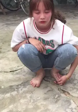 Khi con gái say rượu😁