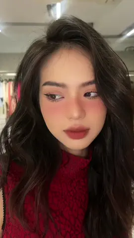 Câu chuyện fake với chả real 😅 #phuongkoimakeup #koibeauty #makeuptutorial #daotaomakeup #academy #xuhuong #fypシ゚viral  