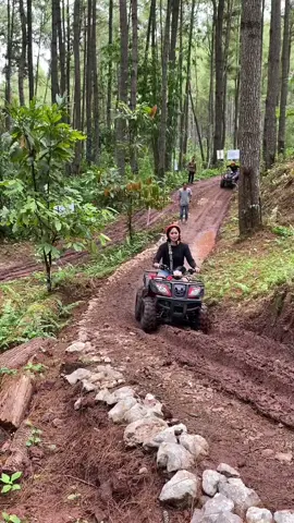 Yukk main ATV bareng 😅😅 btw ini lokasinya di Wisata Pa'tengko Kec. Mengkendek #atv #adventure #trip 