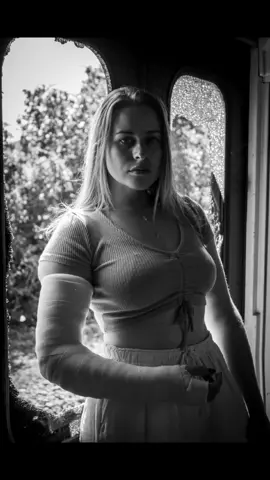 Shooting urbex plâtre Cast'art #bnw #bnwphotography #blackandwhite #blackandwhitephotography #photography #castart #tiktok #pourtoi #fyp #fypシ #platre #plâtre #urbex #abandoned #nicecotedazurfrance🇫🇷 