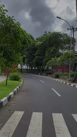 kalau denger lagu ini, kalian inget apa? #laksanasurgaku 
