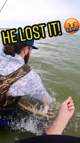 When your FISHING buddy LOSES the FISH! 🤣                                #hugefish #fishing #fyp #fishingfailure #funnyfishingtiktok #Outdoors 