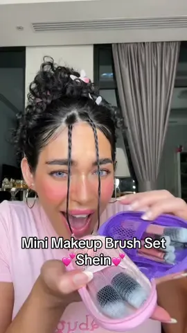 Shein Mini Makeup Brush Set Pt. 1 💕| I apologize in advence for all the screaming 🤣 but this is the cutest thing I’ve ever seen my WHOLE entire life 🥹 #shein #sheinbrushes #sheinmakeupbrushes #sheglam #beautytools #minibrush #sheinarabia 