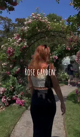 Kelleher Rose Garden🌹 #boston #rosegarden #citygirls #summeractivities #fashion 