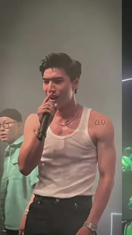 Hieuthuhai đã thử, còn ae 😎#xuhuong #trending #xuhuong2023 #thoitrang #aonam #fashion #thoitrangnam #xuhuongtiktok #quanaohottrend #ao3lo #aobalo 