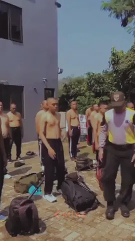 VIDEO HIBURAN WARGA +62 LUCU PAS BUAT HILANGIN STRESS SAAT PELATIHAN BIKIN SEMUA PESERTA TAHAN TAWA #videolucu #tahantawa 