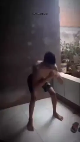 Bora treinar #treino #treinoemcasa #calistenics #calistenia #motivacao #motivation #fyp #foryou #viral #viraltiktok #tiktok #gym #gymra #diciplina #Breier #baki #goku #zyzz 