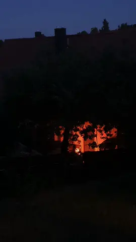 21:45, The sound of fire. | #fyp #fire #4u  #night #real #darkaesthetic #nostalgia 
