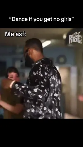 Dancing with class #lebron #lebronjames #dancing #salsa #dance #trending #video #relatable #walkinthatbihgetcritical 