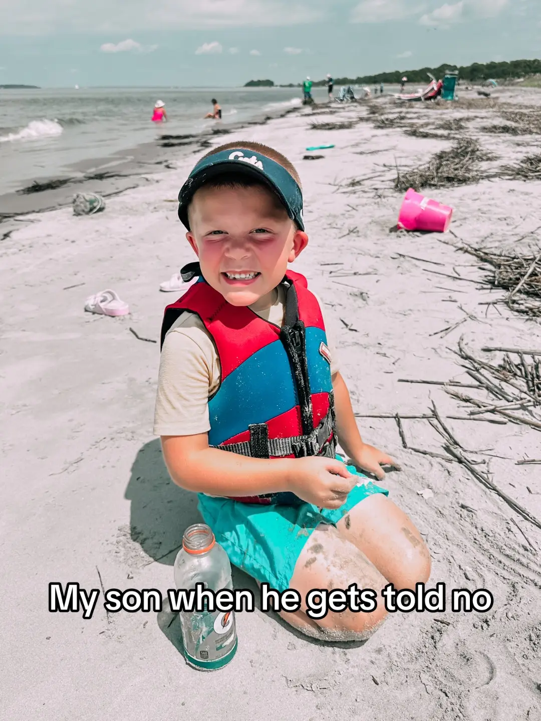 Its triggering for him. #momhumor #momprobs #myson #trend 