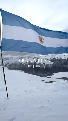 Viva la Patria, libre y soberana 🇦🇷🤍💙 #9deJulio #Argentina #Independencia #Bariloche #Iguazu #Patagonia 