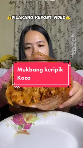 Mukbang keripik kaca #keripikkaca #keripikkacapedas 