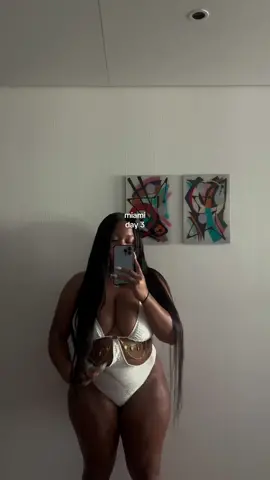 miami day 3 🏝 #fyp #miamivlog #spendthedaywithme #miamiaesthetic #blackgirltiktok #blackgirlluxury #solotrip 