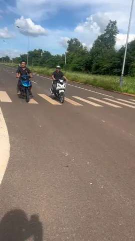 Lâu ngày đc đi báo tí 😂 @Nguyễn Thắng @Cu bôn 