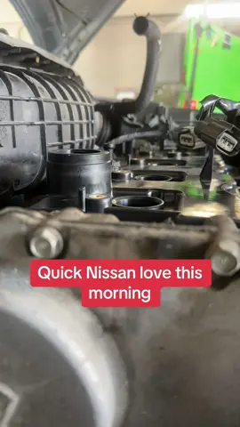 Gotta love little 4 cylinder nissans ! Lube tech work is the best. #nissan #altima #automotive #automotivetechnician #automotiverepair #mechanic #mechanicslife #mechanicsoftikok #mechanicoftiktok #fy #fyp #foryoupage #viral #auto #autolife 