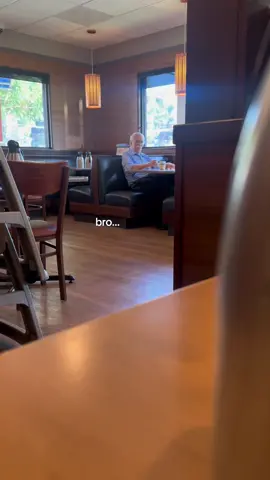 he was sitting by himself.#viral #fyp #4u #foryou #foryoupage #oldcouple #sad #oldpeople #grandpa #cry 