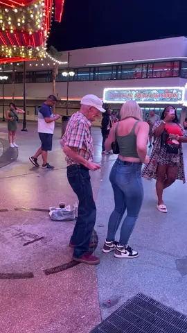 Thanks For The Dance grandpa Baby 😘 WHATHAPPENSINVEGAS 🙃 #alexistexas #teamtexass #downtownlasvegas #whathappensinvegasstaysinvegas #fremontstreetexperience 