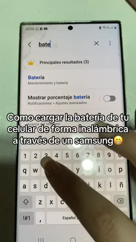 Cargar de forma inalámbrica tu celular con un samsung #greenscreen #recienmeentero #tips #samsung #iphone #bateria 