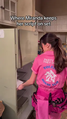 That's a unique place to put it... #icarly #paramountplus #nickelodeon 