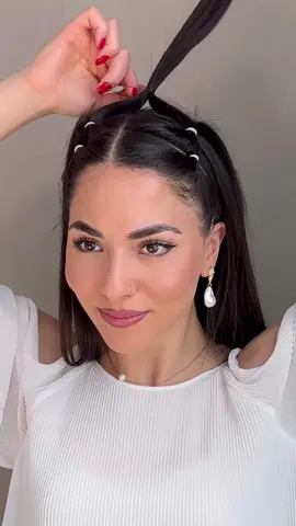 Easy Cute Hairstyle 🤍✨ #hairstyletutorial #hairideas #easyhairstyles #hairtok2023 #hairtrends #summerhairstyles 