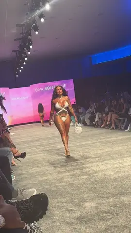 Diva @TatuBaby looking absolutely stunning at our first #swimweekmiami 🤩🔥🔥 wearing #divaswim 🤩 #bikini #bikinimodel #whitebikini 