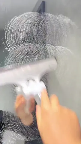 With this four in one glass scraper, brushing mirrors, glass, tiles, and windows is really easy. Spray, brush, and scrape each time, saving time and effort#tiktokshopcommercechampions #fyp #homegoodthing #bathroomgoodthing #kitchengoodthings #cleanbrushes #glassbrush 