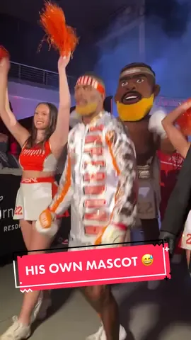 Definition of be your biggest fan 😅 #boxingtok #sports #mascotsoftiktok 