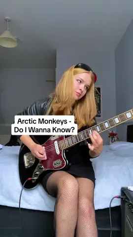 do I wanna know? #arcticmonkeys #guitarcover #tashha_s 